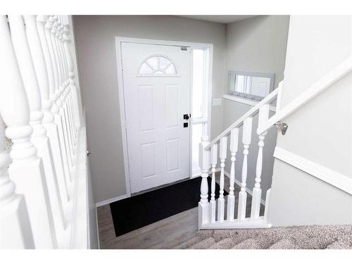 12 Richards Close, Red Deer, AB - Indoor Photo Showing Other Room