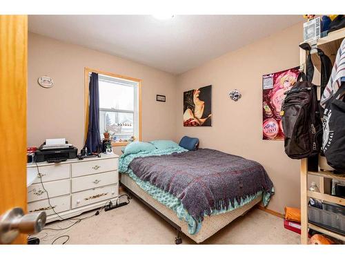 625 Lancaster Drive, Red Deer, AB - Indoor Photo Showing Bedroom