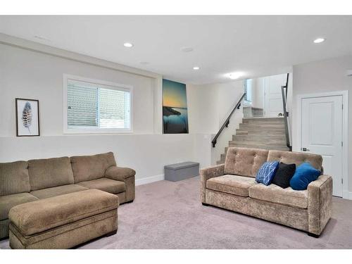 110 Lalor Drive, Red Deer, AB - Indoor Photo Showing Living Room