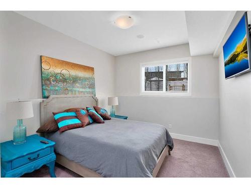 110 Lalor Drive, Red Deer, AB - Indoor Photo Showing Bedroom