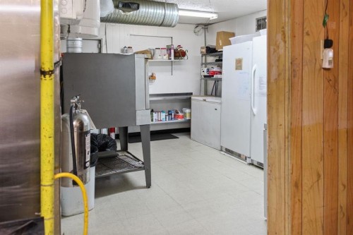 4919 50 Avenue, Czar, AB 