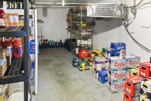 4919 50 Avenue, Czar, AB 