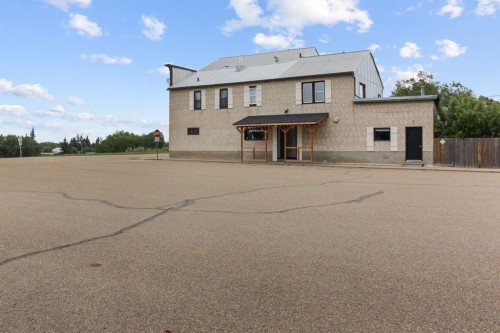 4919 50 Avenue, Czar, AB 