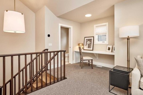 233 Rowmont Drive Nw, Calgary, AB - Indoor