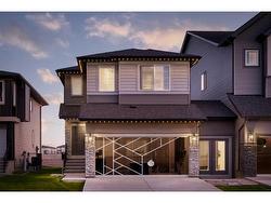 251 Corner Glen Gardens NE Calgary, AB T3N 2P7