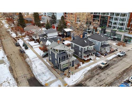 802 9 Street Se, Calgary, AB - Outdoor