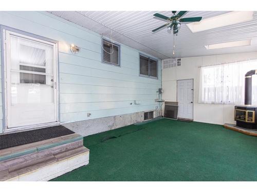 35 Barner Avenue, Red Deer, AB - Indoor Photo Showing Garage