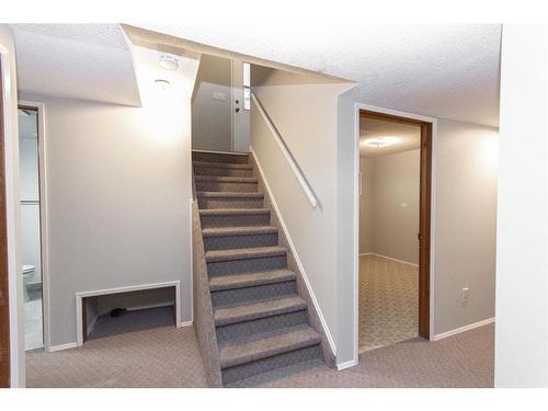 35 Barner Avenue, Red Deer, AB - Indoor Photo Showing Other Room