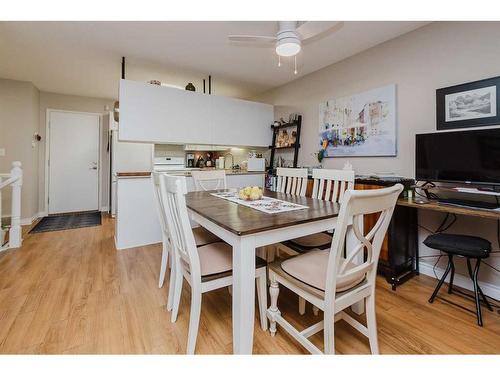 58-2816 Botterill Crescent, Red Deer, AB - Indoor Photo Showing Dining Room