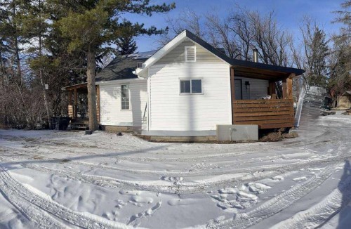 4550 46 Avenue, Lacombe, AB 