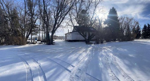 4550 46 Avenue, Lacombe, AB 