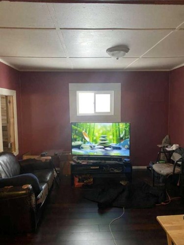 4550 46 Avenue, Lacombe, AB 