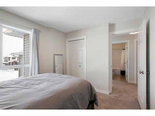 16117 Shawbrooke Road Sw, Calgary, AB - Indoor Photo Showing Bedroom