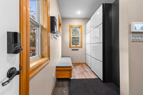 152 Jarvis Bay Drive, Jarvis Bay, AB - Indoor Photo Showing Other Room