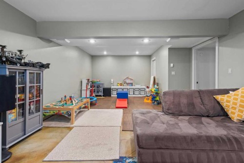 152 Jarvis Bay Drive, Jarvis Bay, AB - Indoor