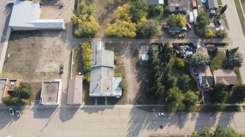 5019 52 Avenue, Viking, AB 