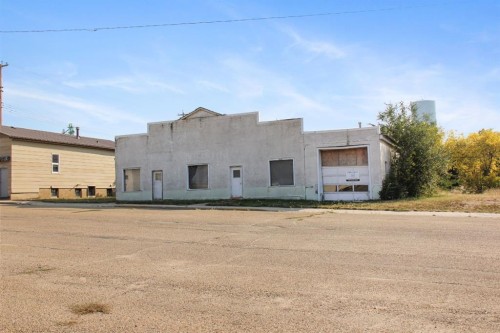 5019 52 Avenue, Viking, AB 