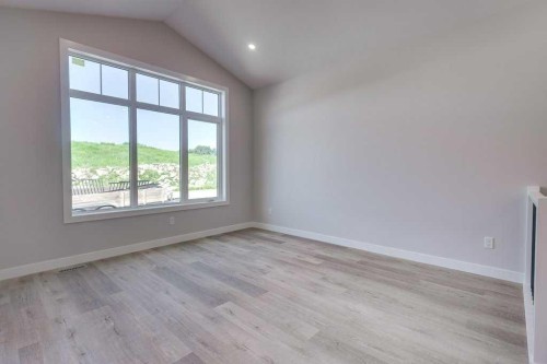 117 Gray Close, Sylvan Lake, AB - Indoor Photo Showing Other Room