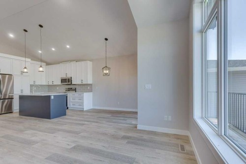 117 Gray Close, Sylvan Lake, AB - Indoor Photo Showing Kitchen With Stainless Steel Kitchen With Upgraded Kitchen