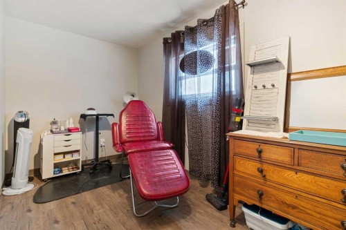 5009 49 Avenue, Forestburg, AB 