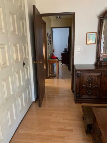 4913 Parkview Crescent, Castor, AB - Indoor Photo Showing Other Room