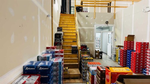 102-25 Beju Industrial Drive Drive, Sylvan Lake, AB 