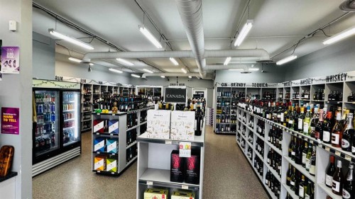 102-25 Beju Industrial Drive Drive, Sylvan Lake, AB 