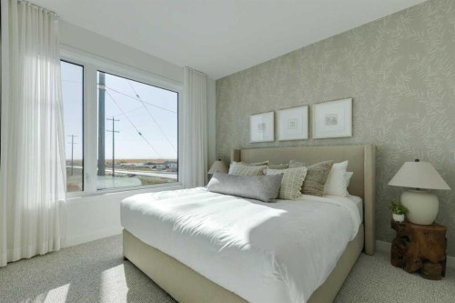 8523 21 Avenue Se, Calgary, AB - Indoor Photo Showing Bedroom