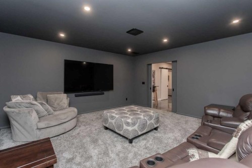 299-27475 Township Road 380, Rural Red Deer County, AB - Indoor Photo Showing Other Room