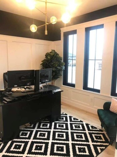 55 N 300 W, Raymond, AB - Indoor