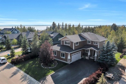 524 Summer Crescent  Rural Ponoka County, AB T0C 2J0