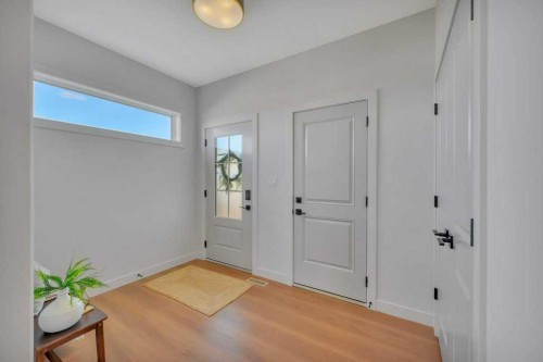 7 Vincent Gate, Sylvan Lake, AB - Indoor Photo Showing Other Room