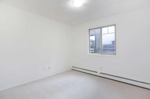 3105-60 Panatella Street Nw, Calgary, AB - Indoor Photo Showing Other Room