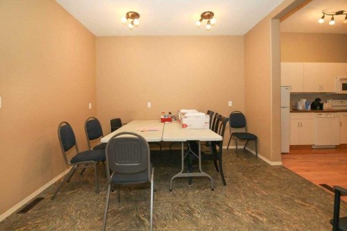 5209 49A Avenue, Bentley, AB 