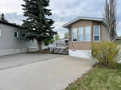 3021-35468 Range Road 30  Rural Red Deer County, AB T4G 0M3