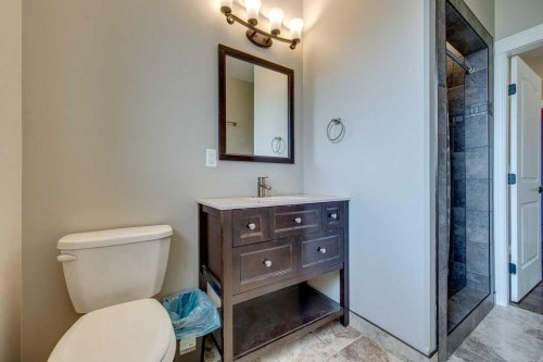 8-15015 Township 424, Rural Ponoka County, AB - Indoor Photo Showing Bathroom