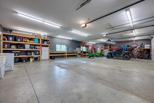 8-15015 Township 424, Rural Ponoka County, AB - Indoor Photo Showing Garage
