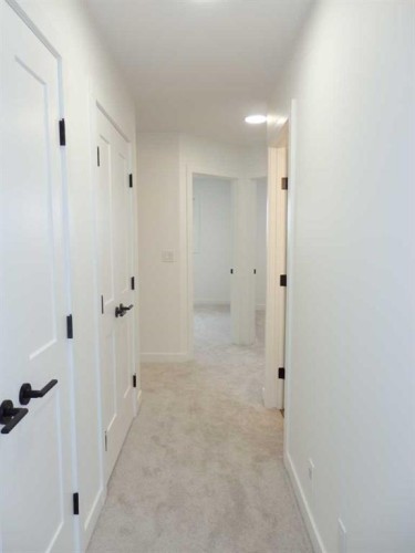 30 Inglis Crescent, Sylvan Lake, AB - Indoor Photo Showing Other Room