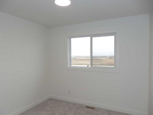 30 Inglis Crescent, Sylvan Lake, AB - Indoor Photo Showing Other Room