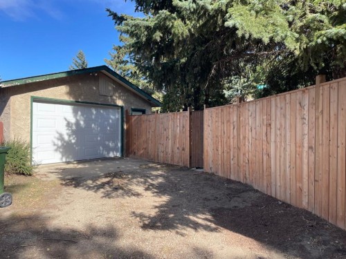 78 Nichols Crescent, Red Deer, AB - Outdoor