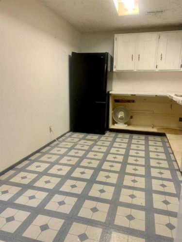 471 Dalmeny Hill Nw, Calgary, AB - Indoor