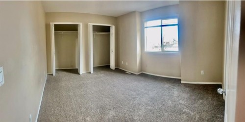 9-2 Hinshaw Drive, Sylvan Lake, AB - Indoor Photo Showing Other Room