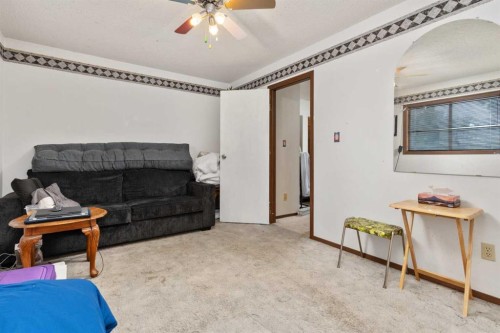 119 3Rd Avenue West, Alliance, AB - Indoor