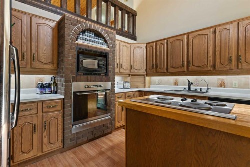 119 3Rd Avenue West, Alliance, AB - Indoor Photo Showing Kitchen