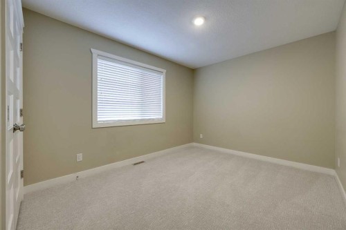 471 Townsend Street, Red Deer, AB - Indoor Photo Showing Other Room