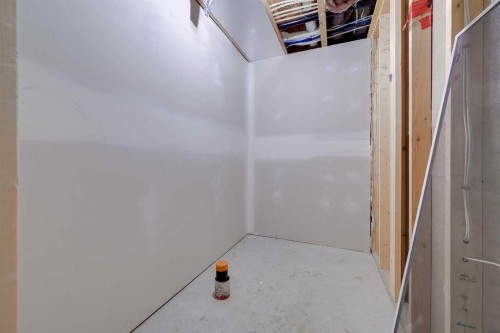 471 Townsend Street, Red Deer, AB - Indoor Photo Showing Other Room