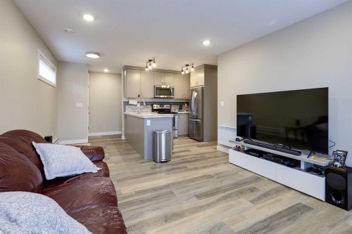 471 Townsend Street, Red Deer, AB - Indoor