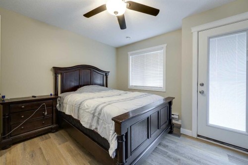 471 Townsend Street, Red Deer, AB - Indoor Photo Showing Bedroom