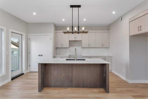 101 Aztec Crescent, Blackfalds, AB - Indoor Photo Showing Kitchen