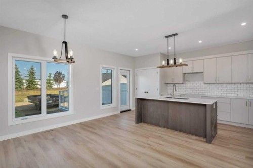 101 Aztec Crescent, Blackfalds, AB - Indoor Photo Showing Kitchen With Upgraded Kitchen